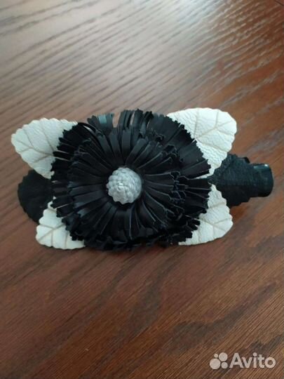 Заколка для волос