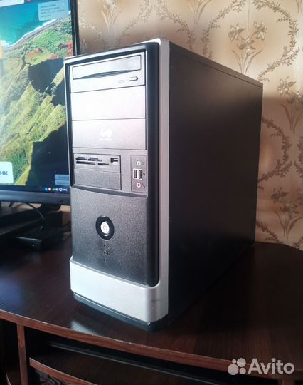 Мощный игровой пк: RX570, 8/16 ядер, 32GB DDR3