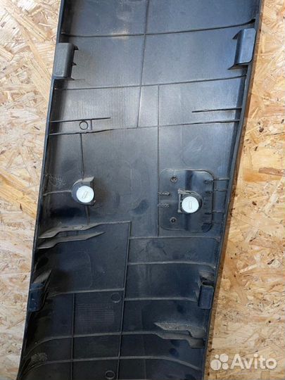 Обшивка стойки салона (нижняя) левая Hyundai