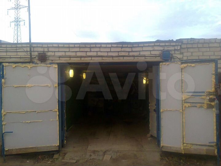 Гараж, > 30 м²