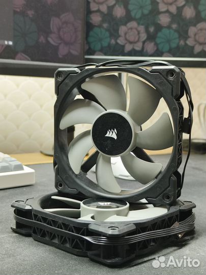 Вентиляторы Corsair ML120