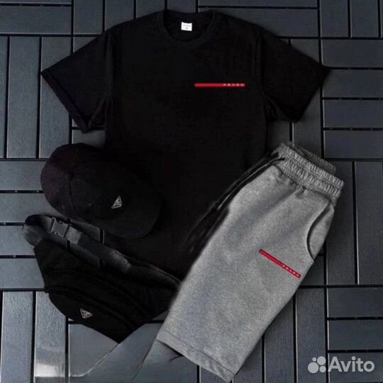 Спортивный костюм Prada