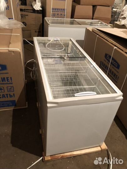 Морозильная камера Бирюса стеклянная крышка