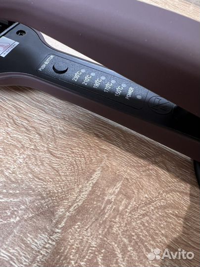 Профессиональная плойка-гофре