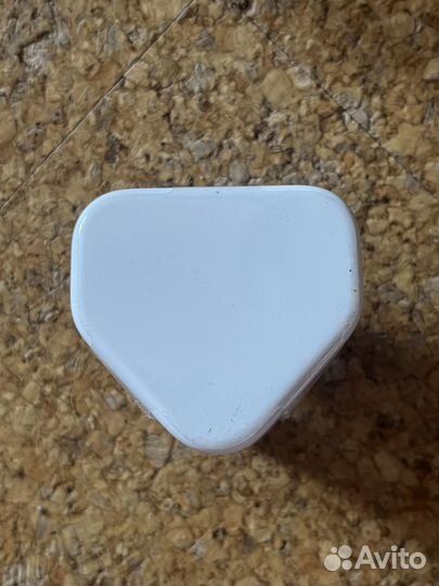 Зарядное устройство (вилка) английская