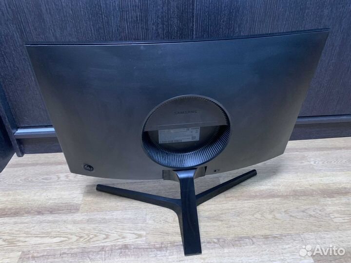 Игровой монитор Samsung LC24RG50 144Гц (23.5 дюйм)