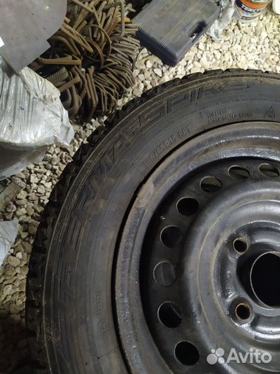 Nitto Therma Spike 185/65 R15