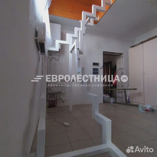 Лестница на метале