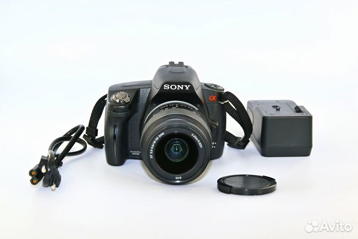 Sony A290 14.2MP цифрозеркалка Kit DT SAM 18-55