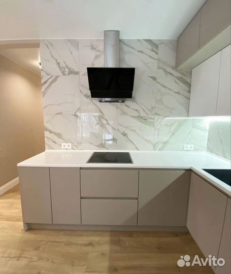 Кухонный гарнитур. Мебель на заказ