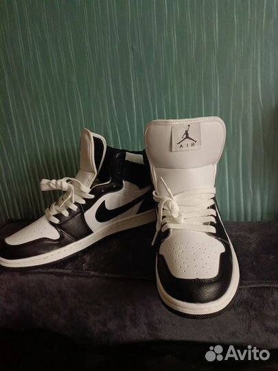 Кроссовки мужские 44