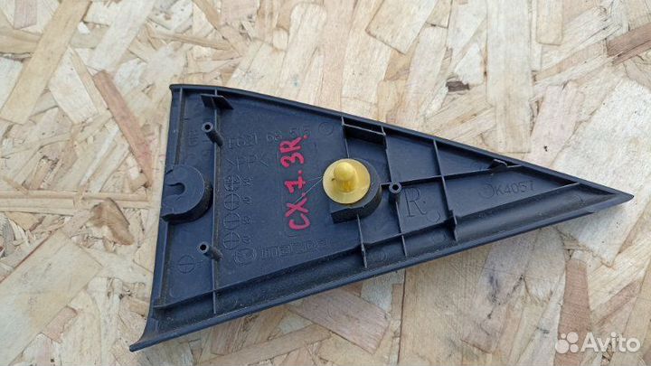 Накладка двери задней правая Mazda Cx-7 ER3P