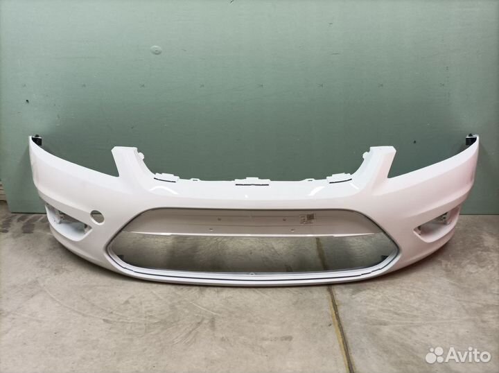 Бампер передний Ford Focus 2 2004-2011