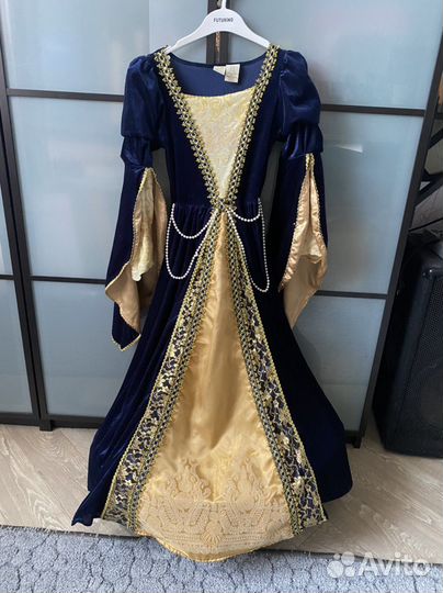 Костюм маскарадный