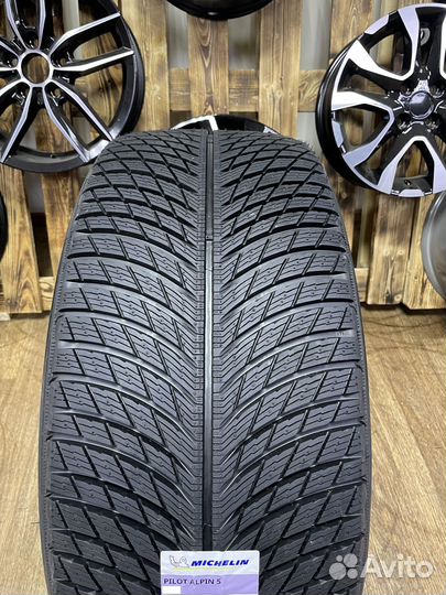 Michelin Pilot Alpin 5 205/55 R17 91H