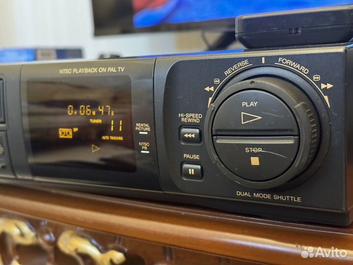 Видеомагнитофон Sony SLE-X55ME