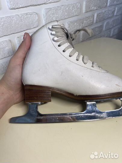 Коньки для фигурного катания Graf Ace