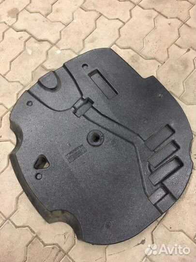 Крышка запасного колеса BMW 5 серии Е60