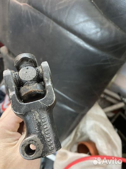 Рулевой карданчик Фольксваген гольф3