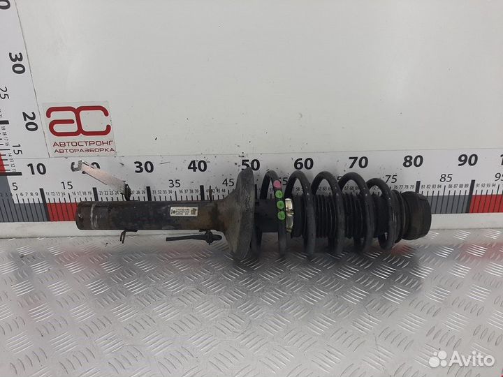 Стойка передняя правая Volkswagen Golf 3 1999