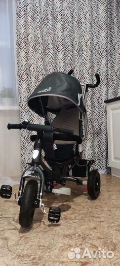 Трехколесный велосипед с родительской ручкой