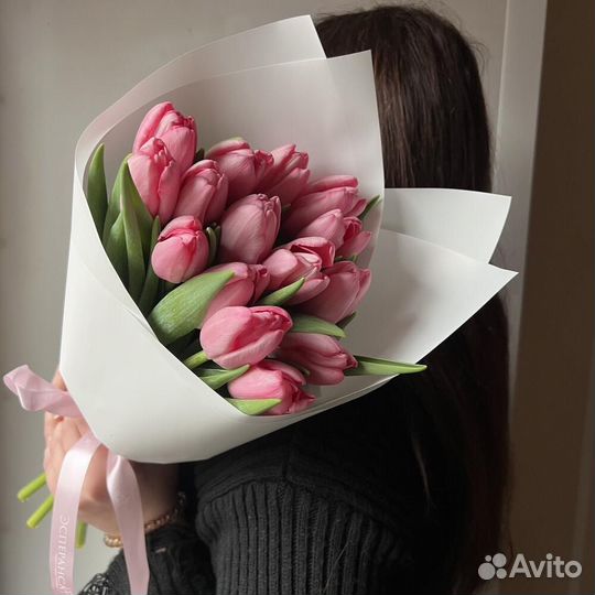 Нежный бует розовых тюльпанов