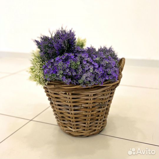 Плетеное кашпо для цветов