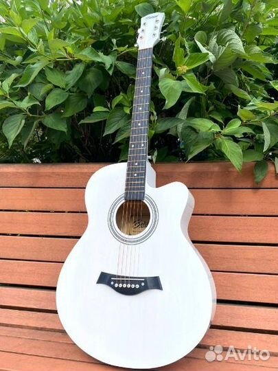 Гитара акустика