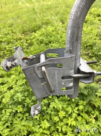 Кронштейн для спутниковой тарелки