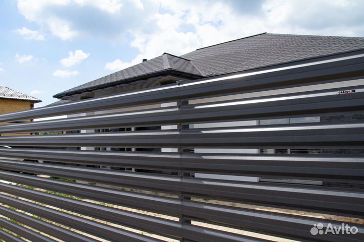 Штакетник П-образный A с прямым резом 0,4 PE RAL 7024 мокрый асфальт