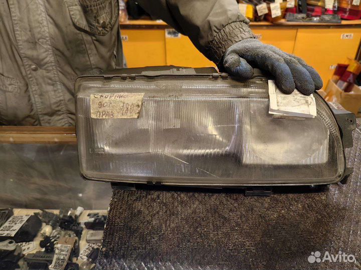 Фара ford scorpio