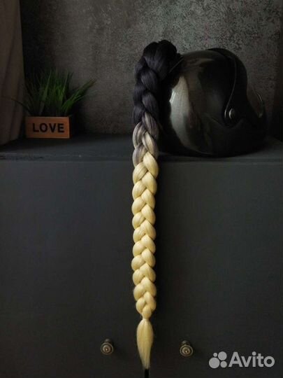 Коса на шлем