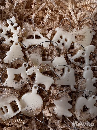 Новогодние игрушки