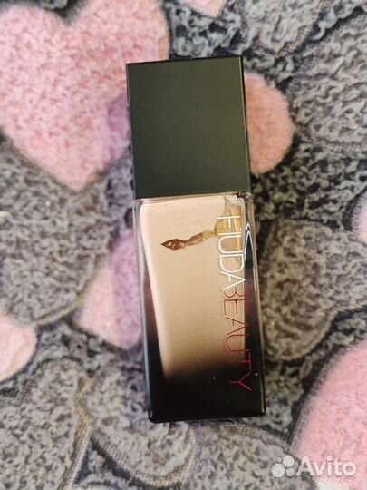 Тональный крем Huda beauty milkshake 100B