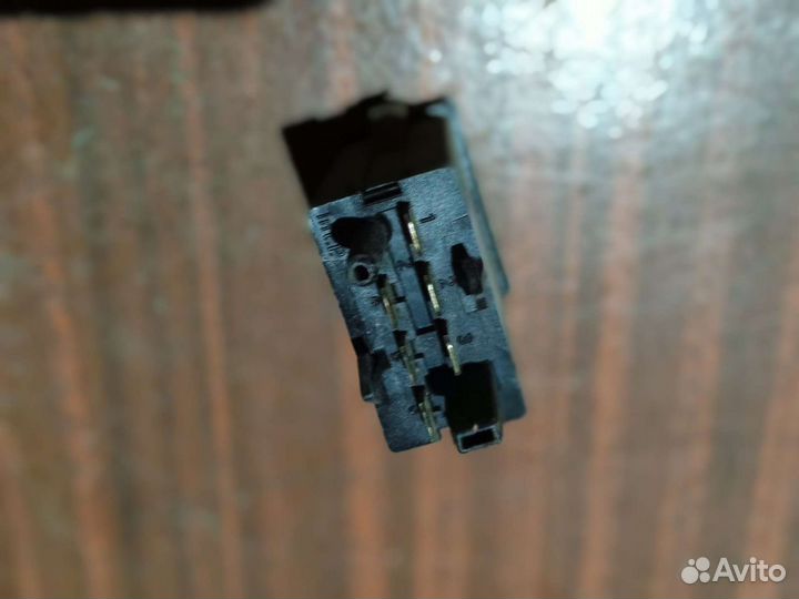 Кнопка подогрева Фольксваген Пассат В5