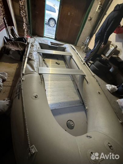 Лодка пвх Badger CL 370