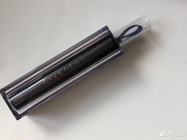 Givenchy помада