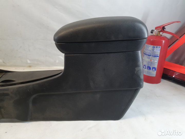 Подлокотник Lifan Solano 620 LF481Q3 2012