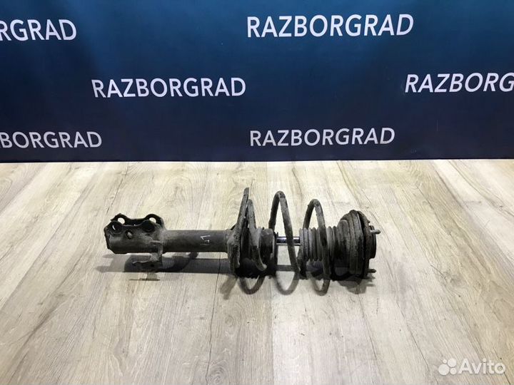 Амортизатор передний левый Toyota Rav4 ACA30 2.0