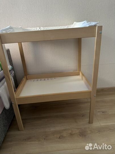 Пеленальный столик IKEA с матрасом