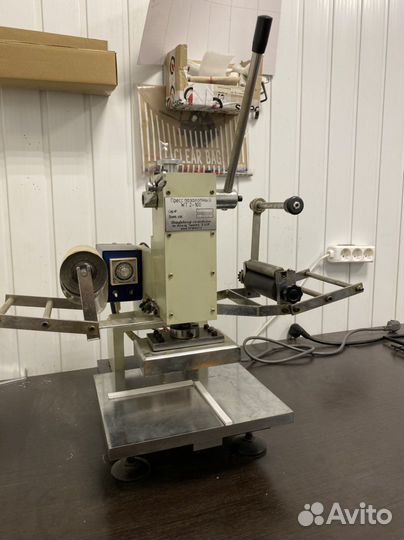 Пресс для горячего тиснения bronko WT-2-100