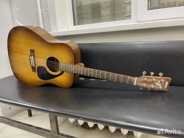 Акустическая гитара Yamaha F310 TBS