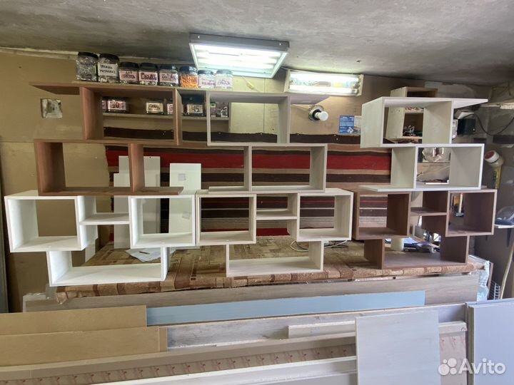 Полка настенная навесная