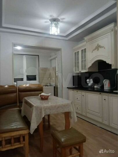 2-к. квартира, 54 м², 1/9 эт.