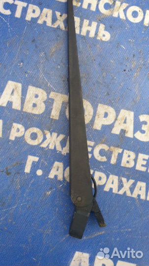 Правый поводок дворника. Газ Валдай грузовой
