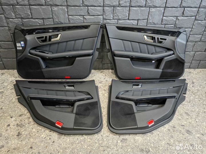 Комплект дверных карт для переделки W212