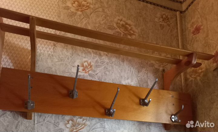 Тумба вешалка