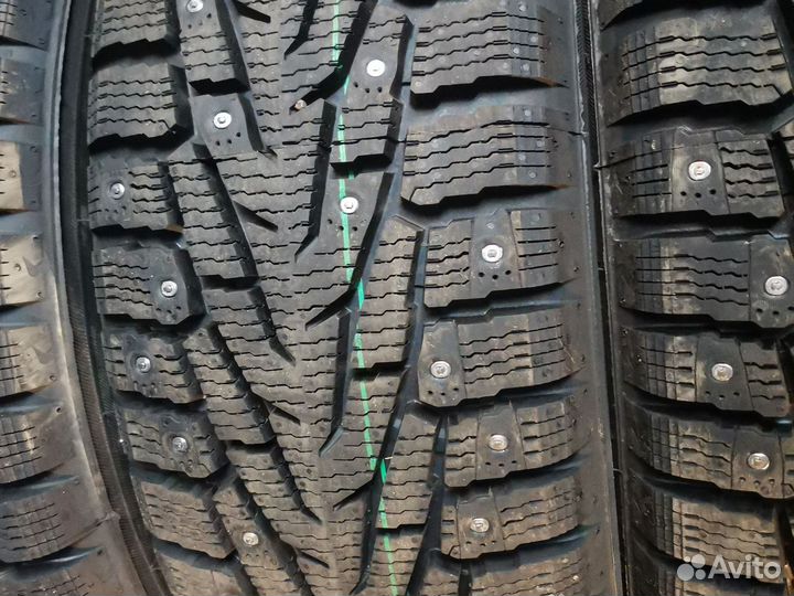 Nokian Tyres Hakkapeliitta 7 SUV 235/65 R17
