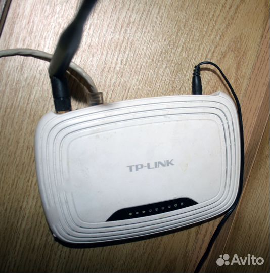 Wi-Fi маршрутизатор TP-link TL-WR741ND