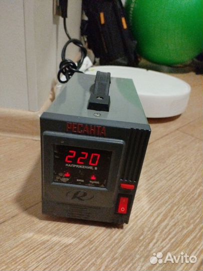 Стабилизатор напряжения Ресанта асн-1000